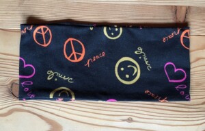 schwarzes Stirnband mit peace