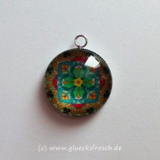 Ohrstecker mit blauen Mandala