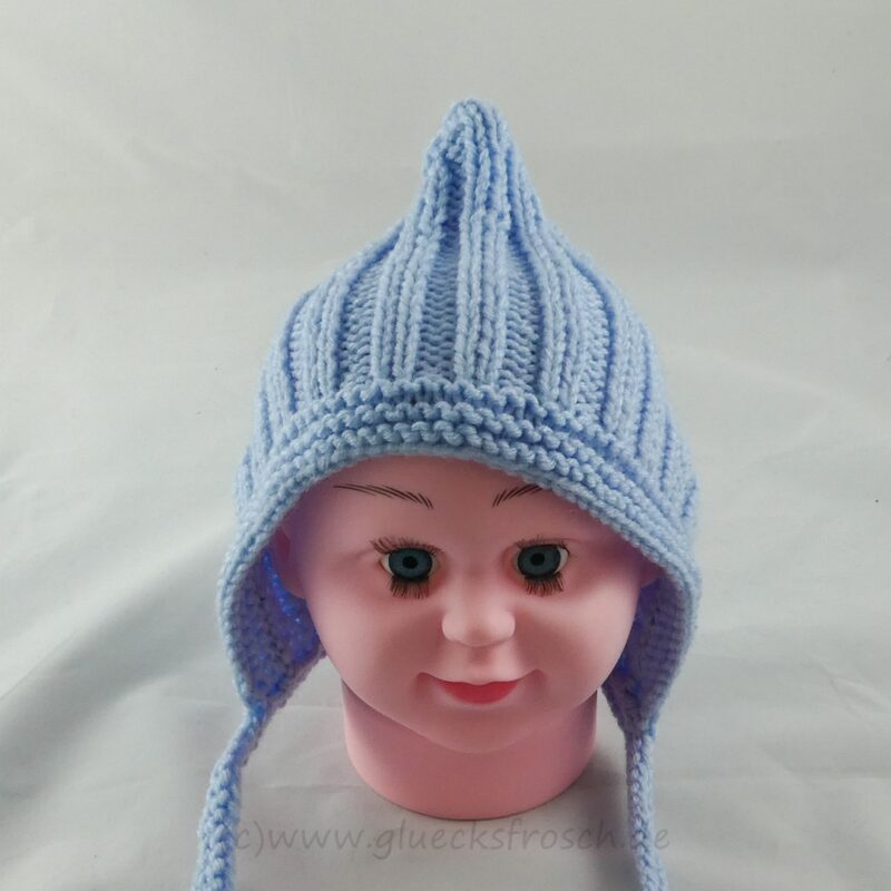 Zwergenmütze hellblau für ein ca. 3 Monate altes Baby