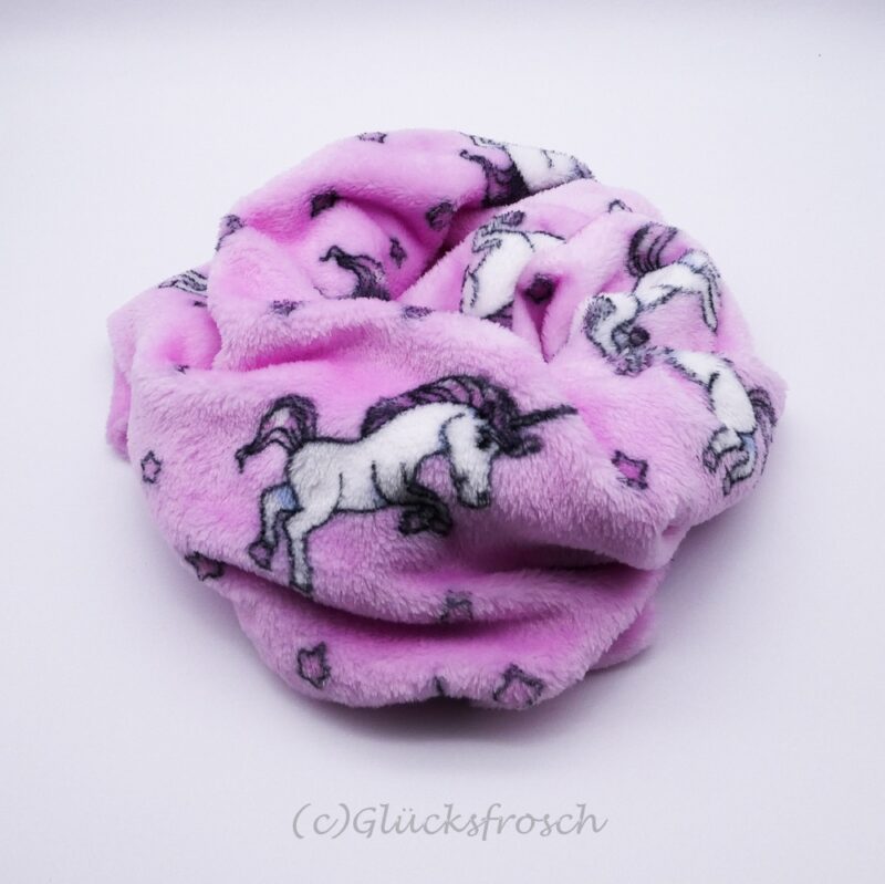Schlauchschal aus rosa Wellnessfleece mit Einhörner