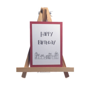 Geburtstagskarte "Happy Birthday" weinrot mit vielen kleinen Päckchen, weißer Aufleger