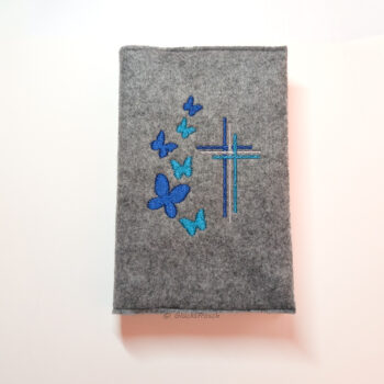 Gotteslob WZ groß blaue Schmetterlinge Gotteslobhülle, Filz, grau, mit Schmetterlingen und 3 Kreuzen